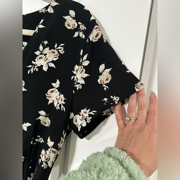 Sanctuary Floral Print Maxi Dress - Picture 13 of 16